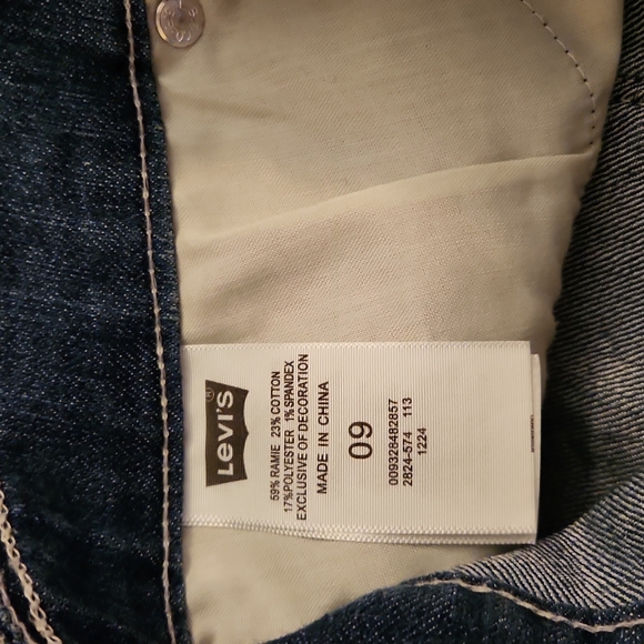 Levi's Vintage Shorty Short Jean Shorts - Picture 6 of 10